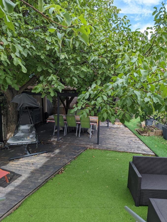 Guesthouse La Costiere - Logements Independants - Espace Piscine Jacuzzi ลูเนล ภายนอก รูปภาพ