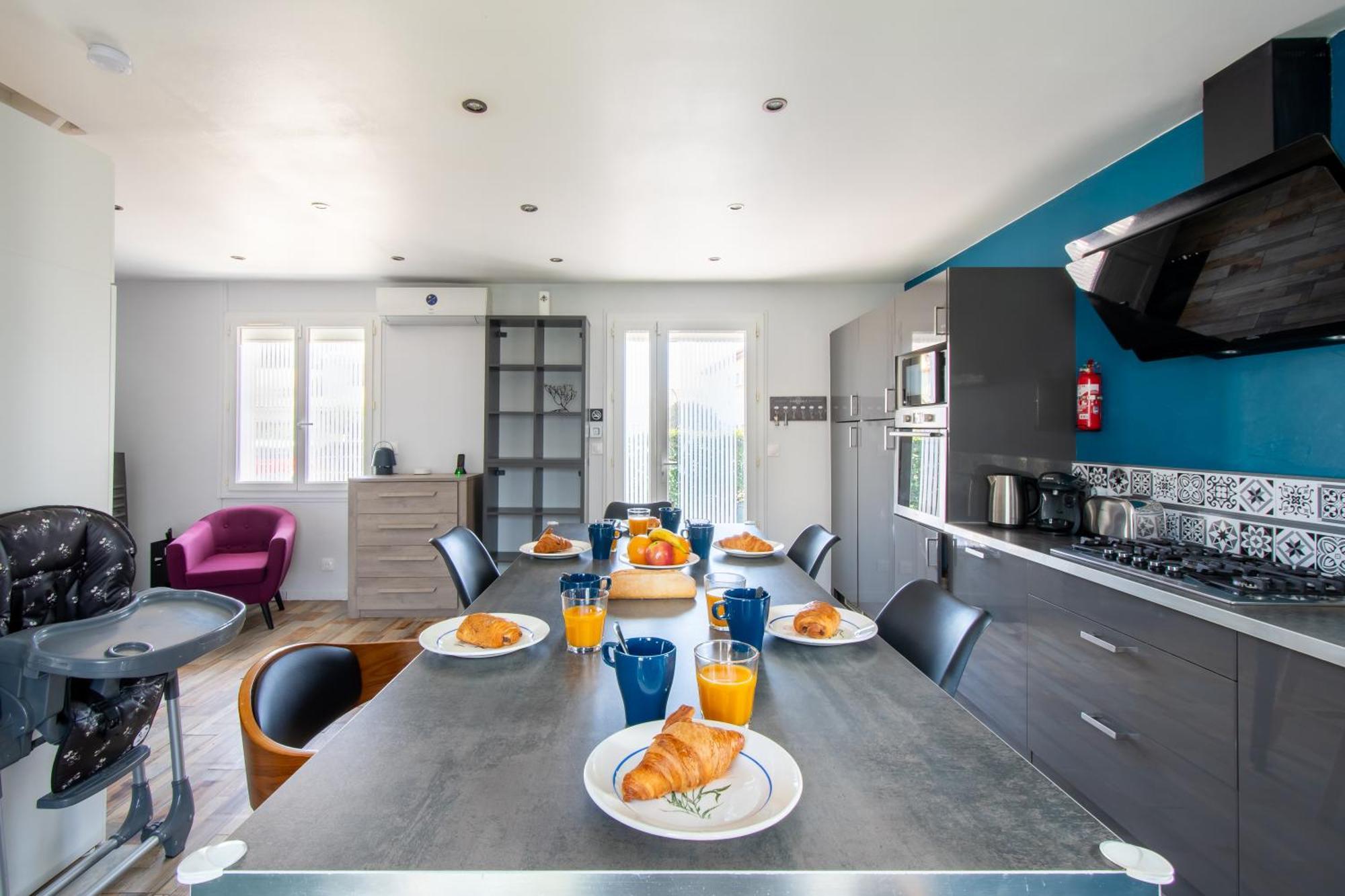 Guesthouse La Costiere - Logements Independants - Espace Piscine Jacuzzi ลูเนล ภายนอก รูปภาพ