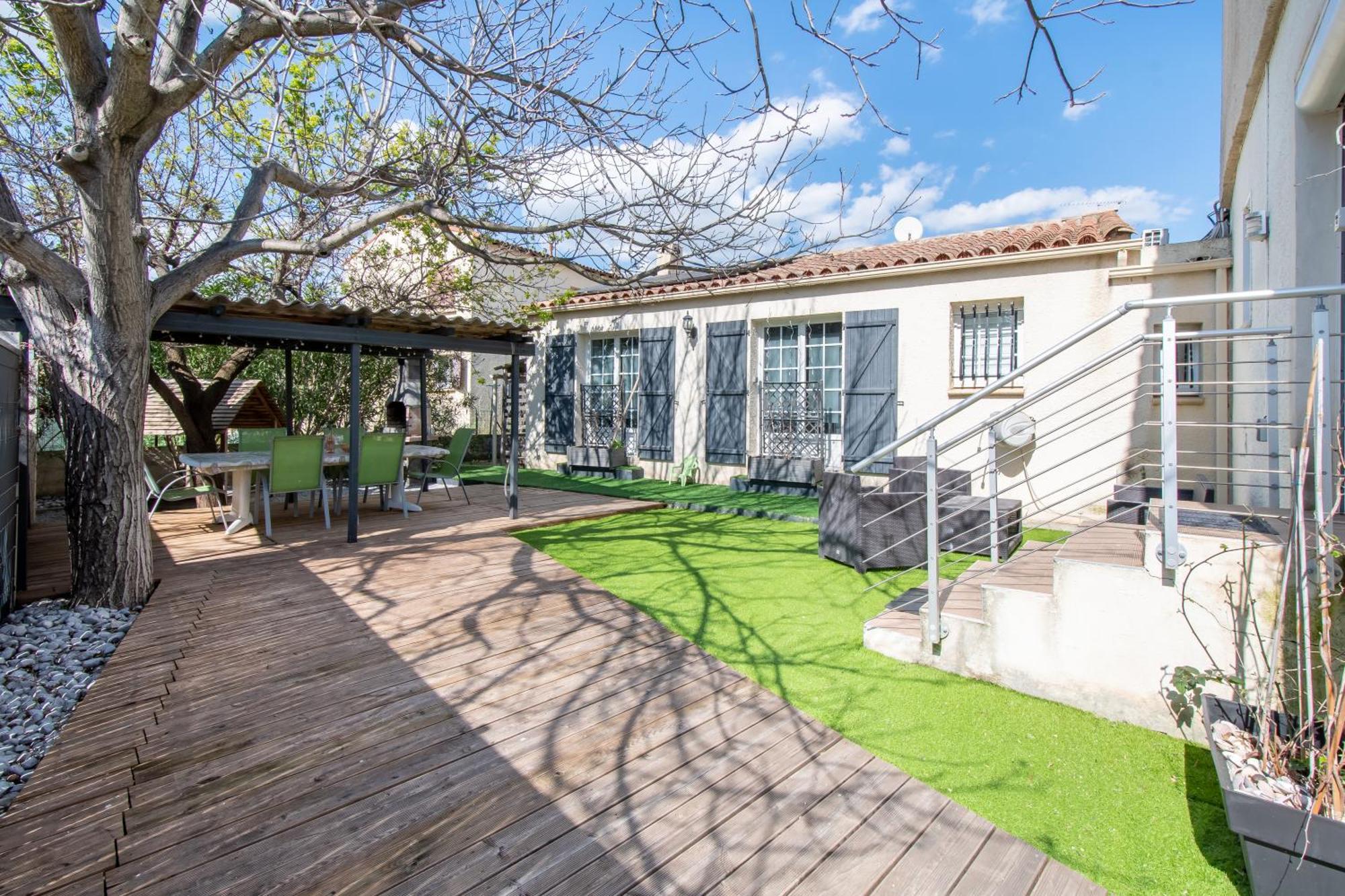 Guesthouse La Costiere - Logements Independants - Espace Piscine Jacuzzi ลูเนล ภายนอก รูปภาพ