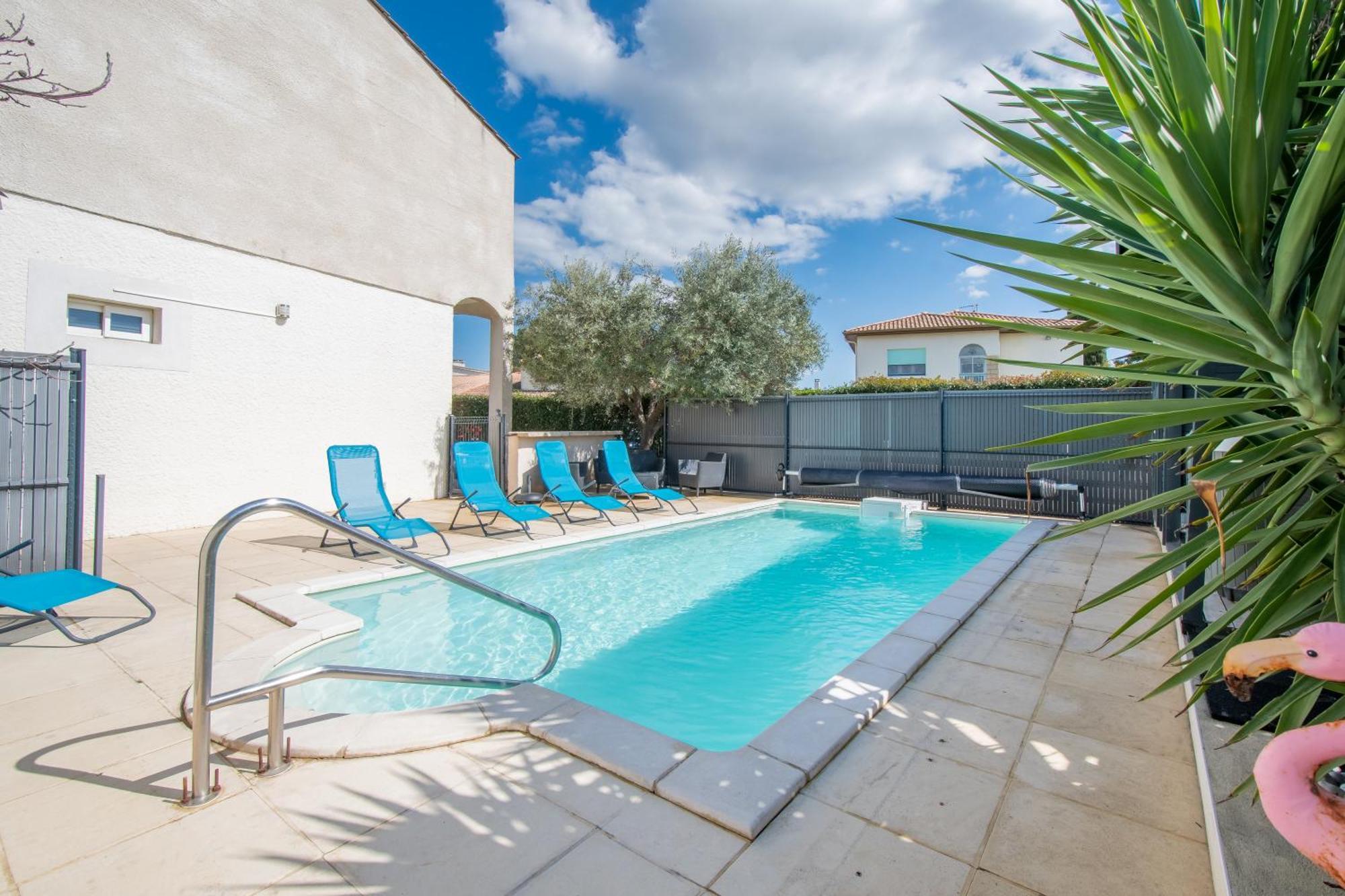 Guesthouse La Costiere - Logements Independants - Espace Piscine Jacuzzi ลูเนล ภายนอก รูปภาพ